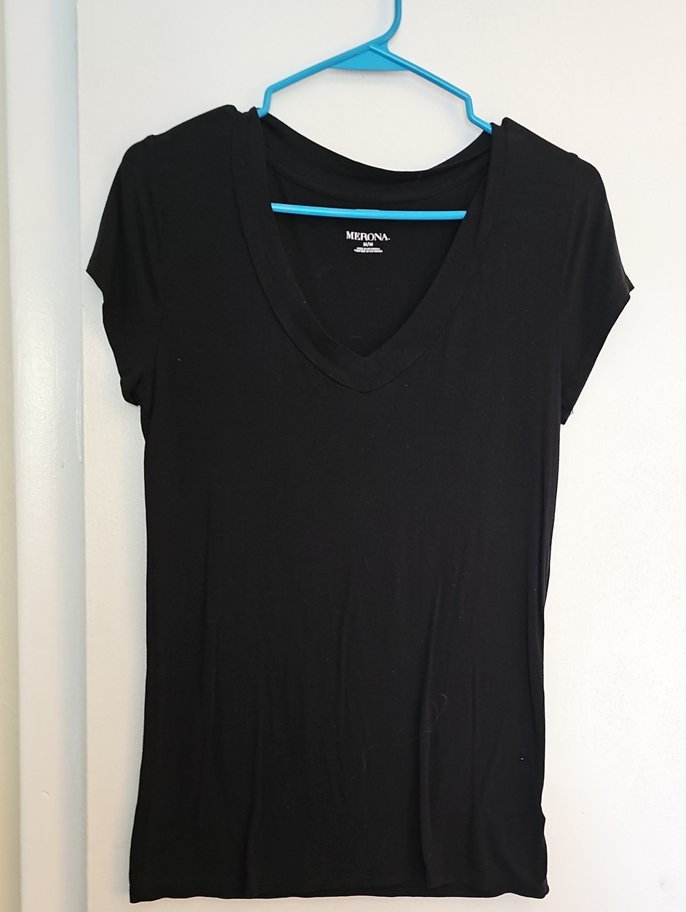 Merona Black V-Neck Short Sleeve Tee